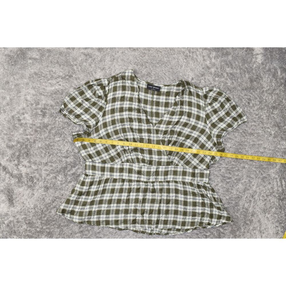 Lane Bryant Green Plaid Rayon Blouse Plus Size 22 V Neck Short Sleeve Top - Picture 2 of 7